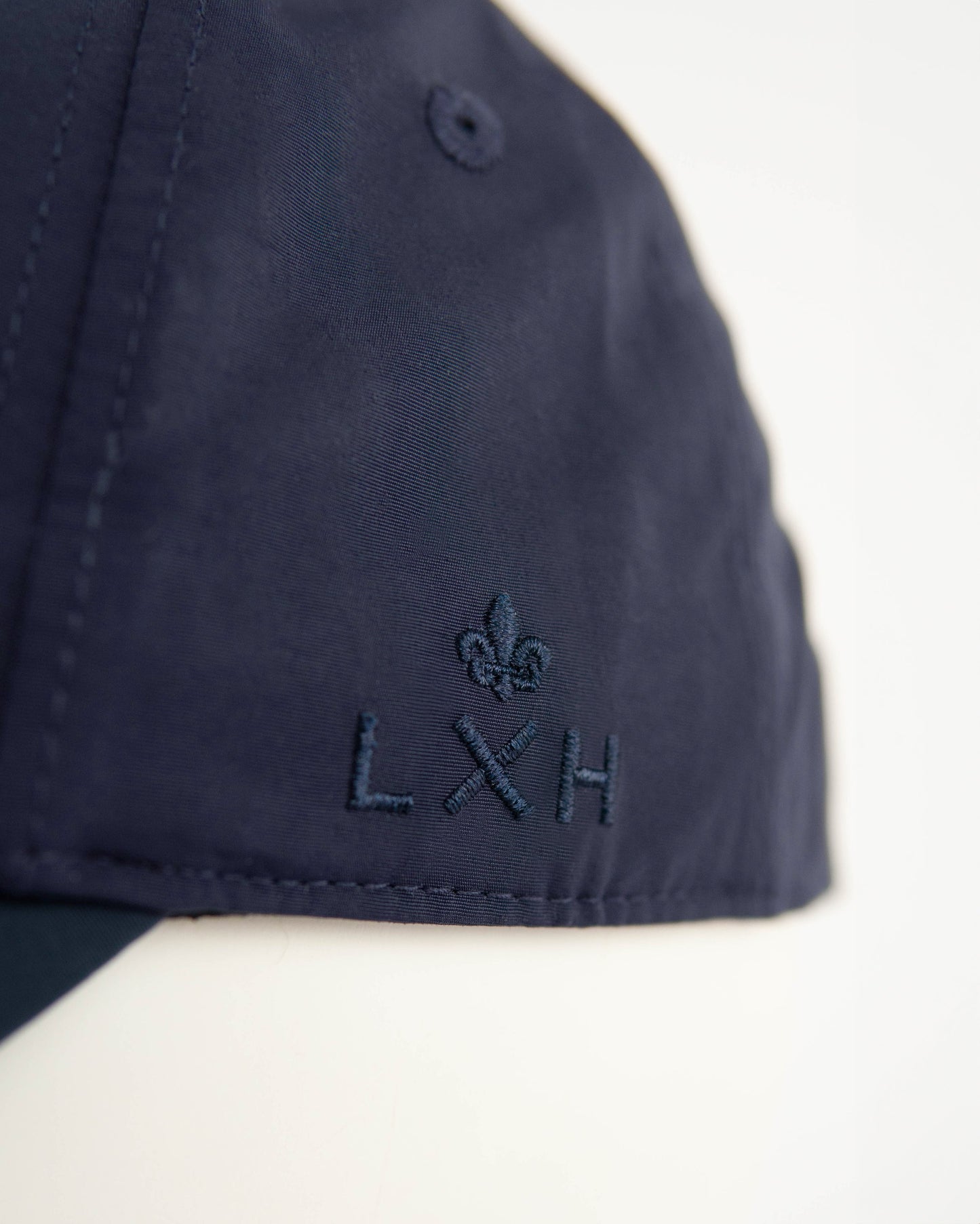 LXH CASQUETTE « ADN » NYLON BLEU MARINE